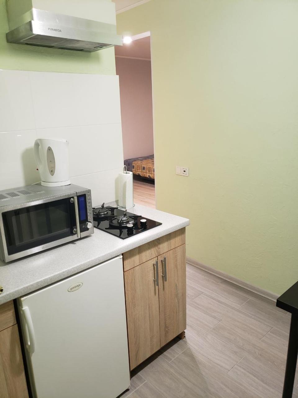 Apartment Near City Center On Peremohy Avenue 46 Chernihiv Bagian luar foto